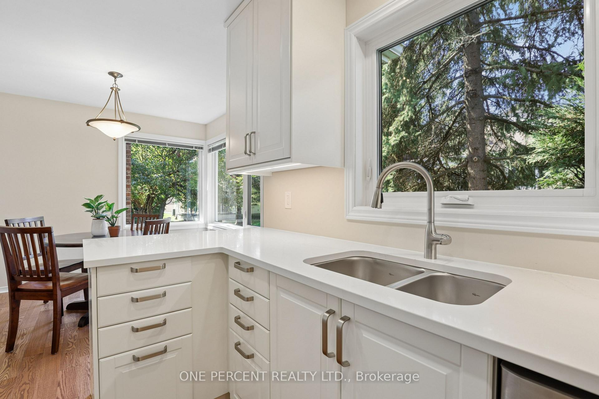 Photo 16 of Unit 9, 17 Pine Needles Court, Ottawa, Stittsville (Central) — HOMEH