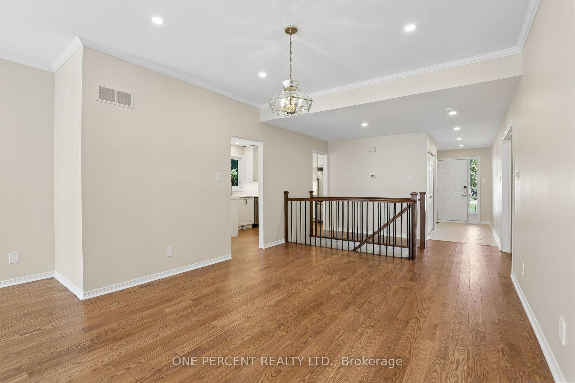 Photo 21 of Unit 9, 17 Pine Needles Court, Ottawa, Stittsville (Central) — HOMEH