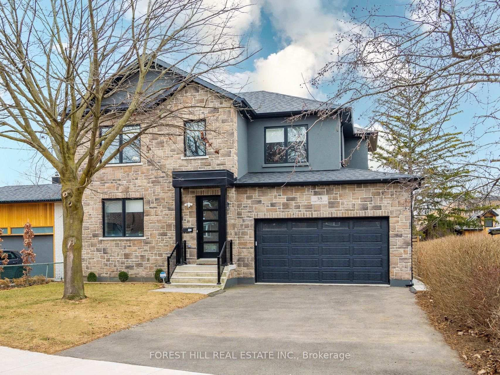 Photo 1 of 38 Thirty-First Street, Etobicoke, Long Branch — HOMEH