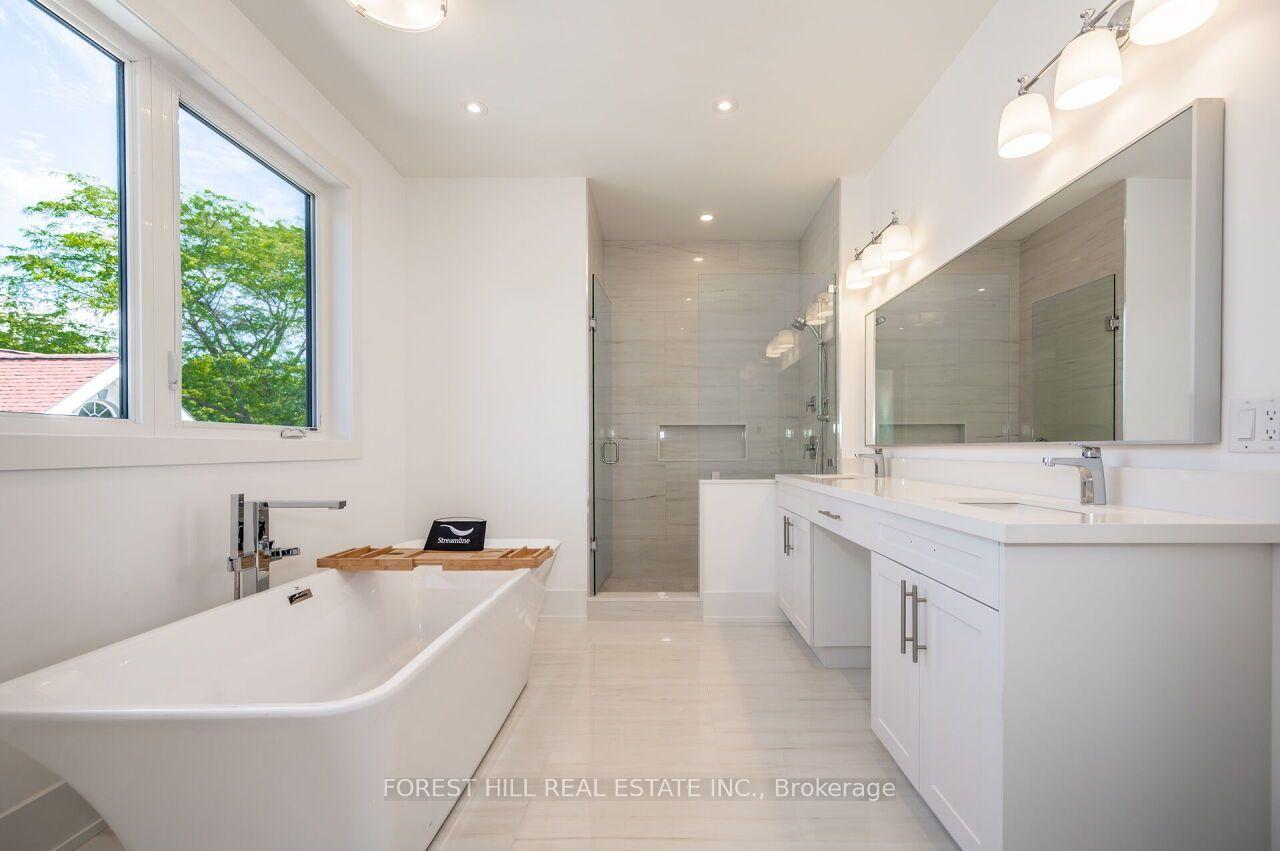 Photo 20 of 38 Thirty-First Street, Etobicoke, Long Branch — HOMEH
