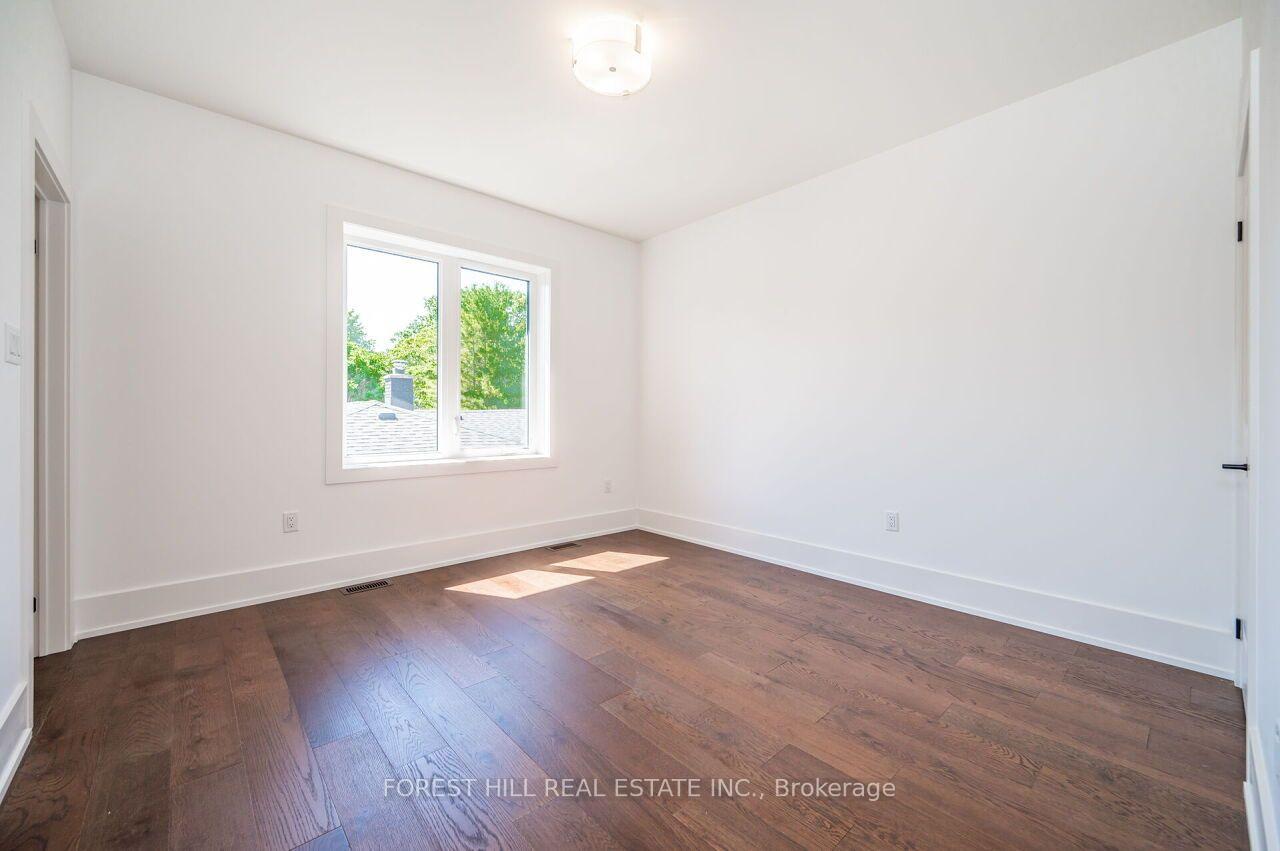 Photo 21 of 38 Thirty-First Street, Etobicoke, Long Branch — HOMEH