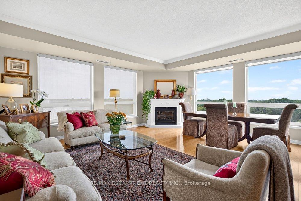 Photo 11 of Unit 702, 60 Old Mill Road, Oakville, Old Oakville — HOMEH