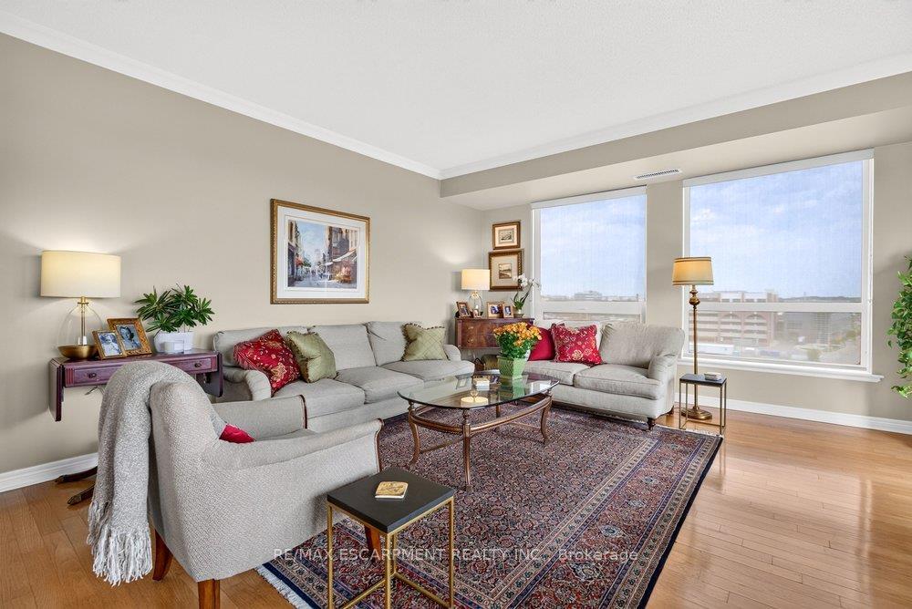 Photo 13 of Unit 702, 60 Old Mill Road, Oakville, Old Oakville — HOMEH
