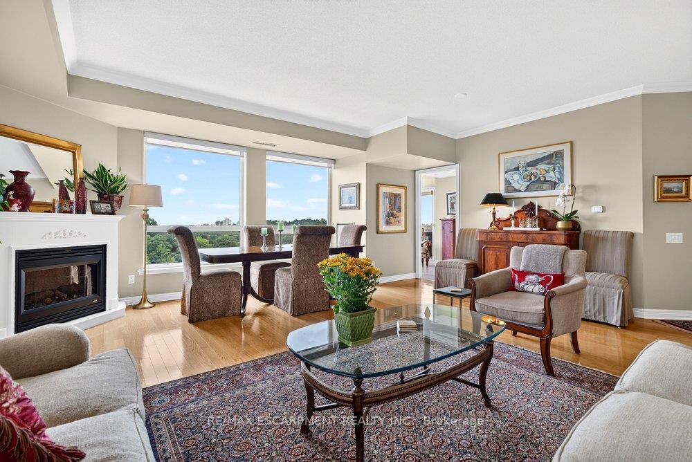 Photo 15 of Unit 702, 60 Old Mill Road, Oakville, Old Oakville — HOMEH