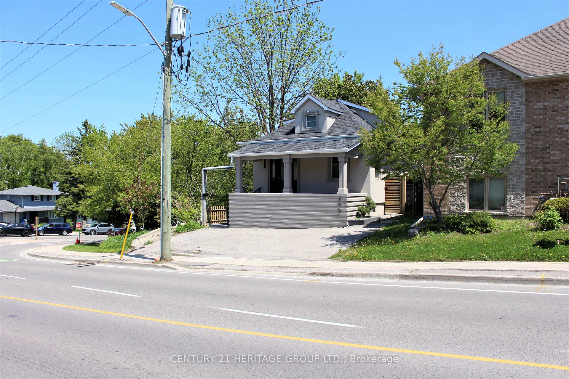 Photo 2 of 269 Prospect Street, Newmarket, Gorham-College Manor — HOMEH