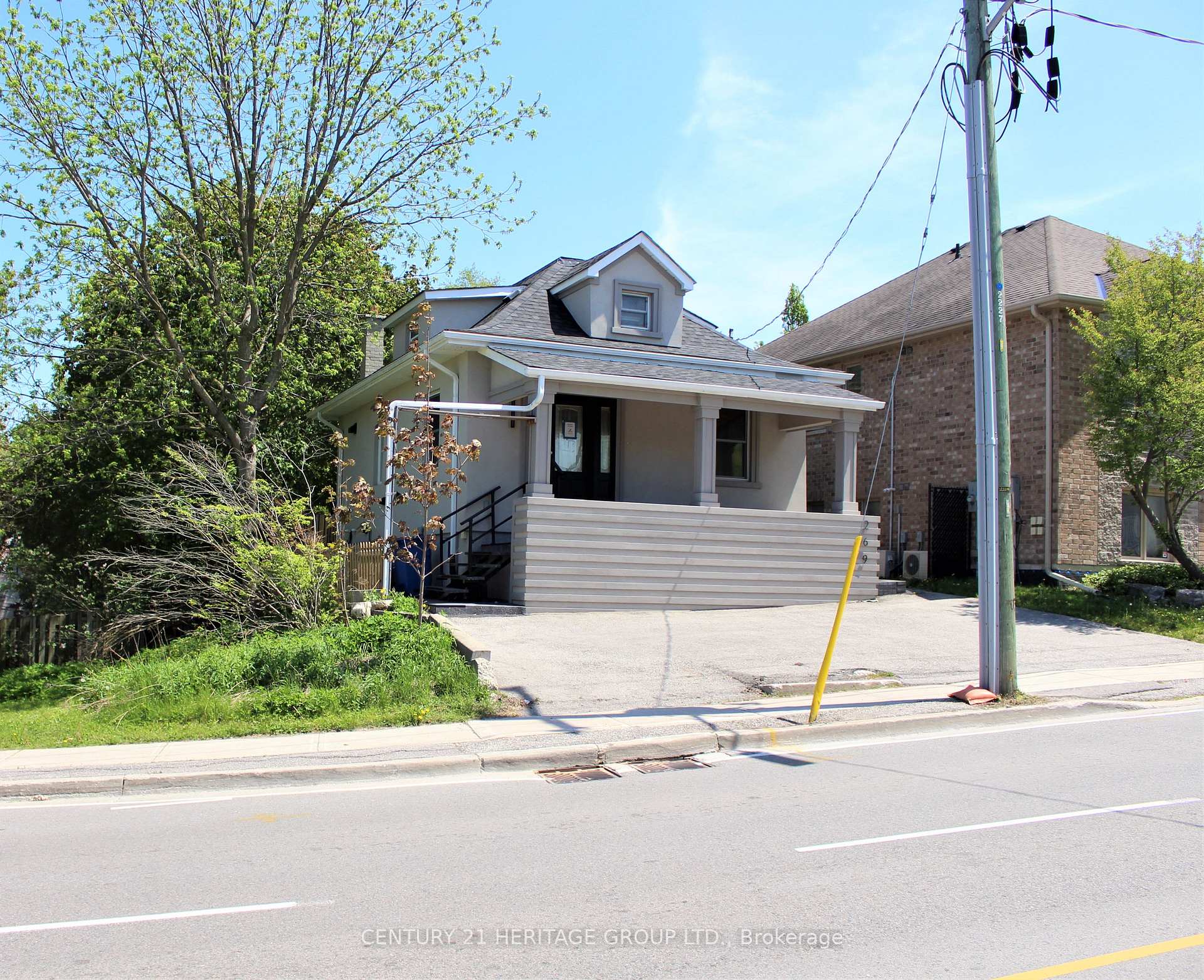 Photo 3 of 269 Prospect Street, Newmarket, Gorham-College Manor — HOMEH