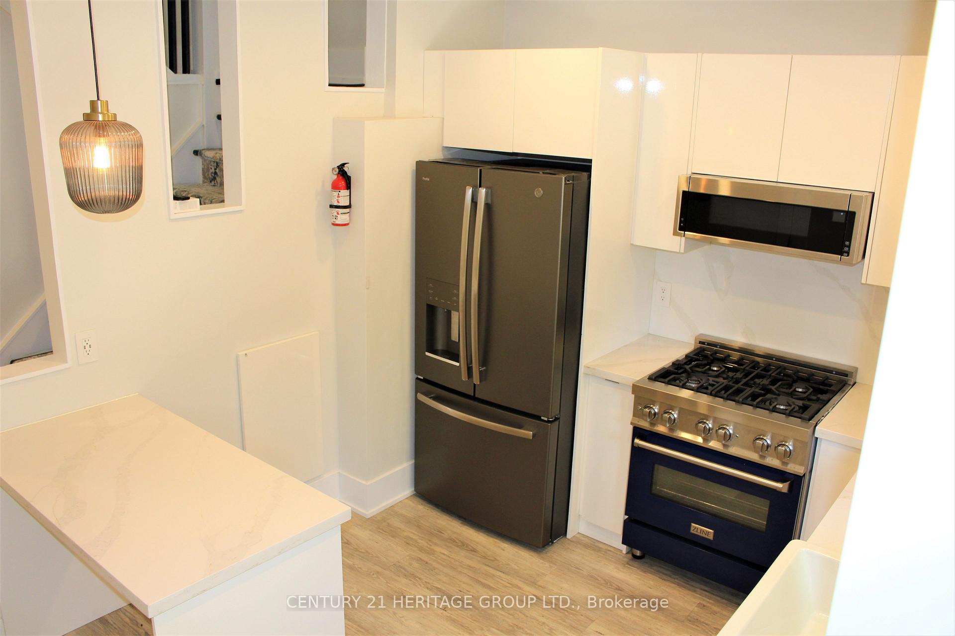 Photo 4 of 269 Prospect Street, Newmarket, Gorham-College Manor — HOMEH
