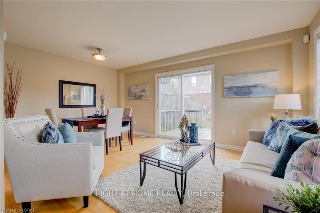 Photo 6 of Unit 44, 1059 Whetherfield Street, London, North M — HOMEH