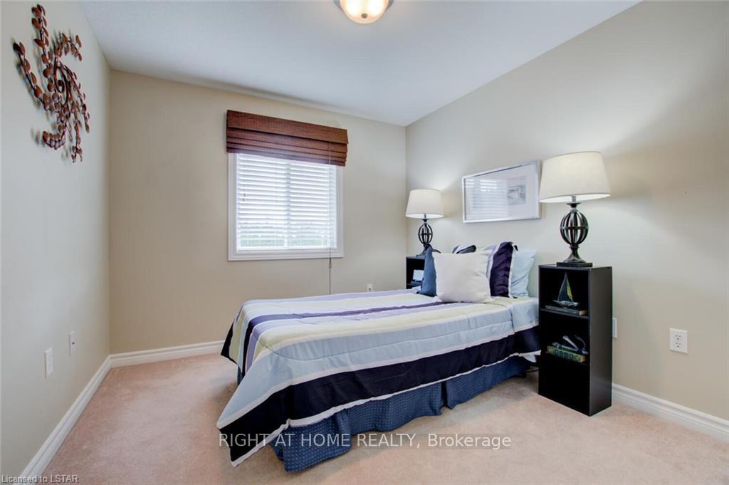 Photo 17 of Unit 44, 1059 Whetherfield Street, London, North M — HOMEH