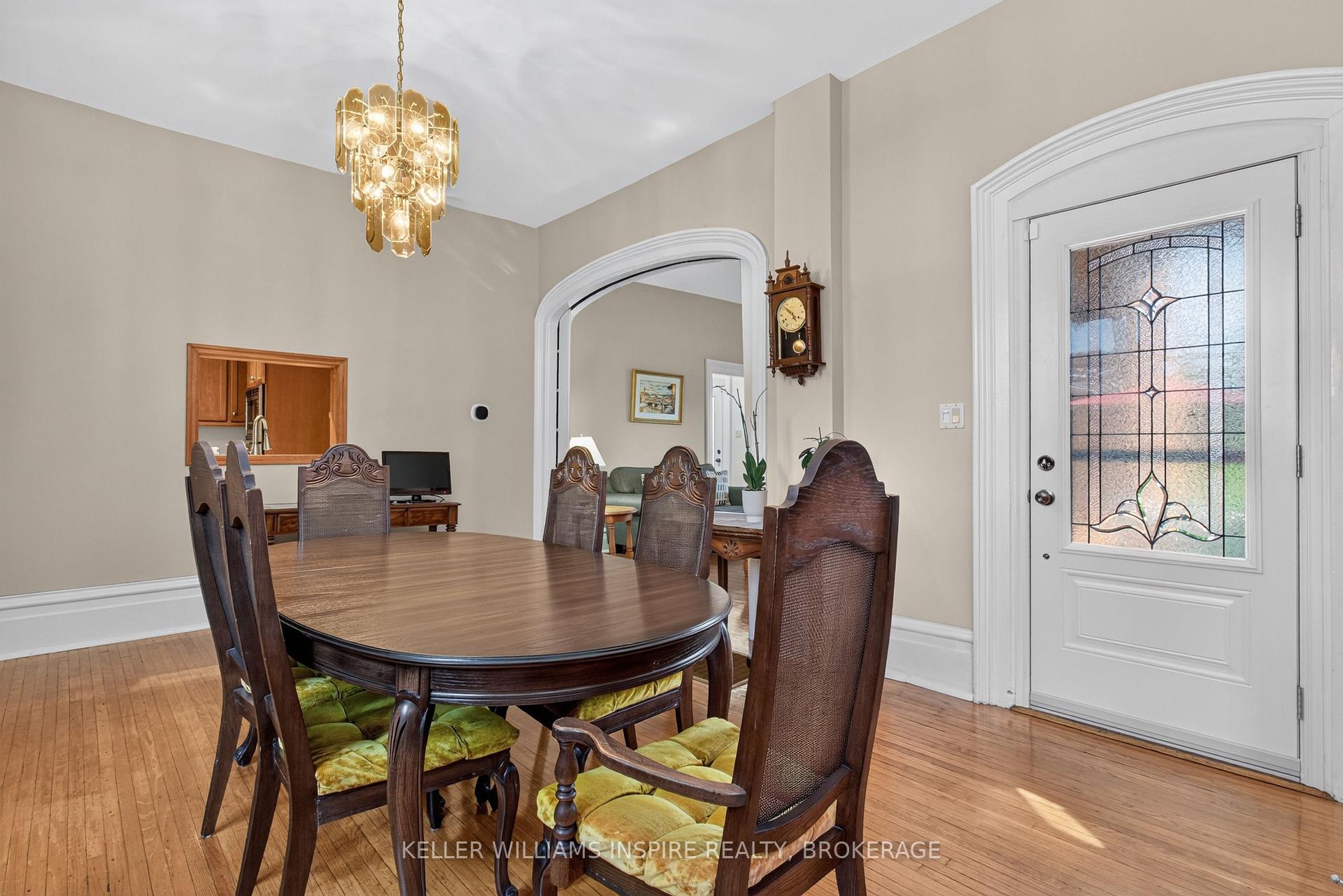 Photo 17 of 244 George Street, Belleville, Belleville Ward — HOMEH