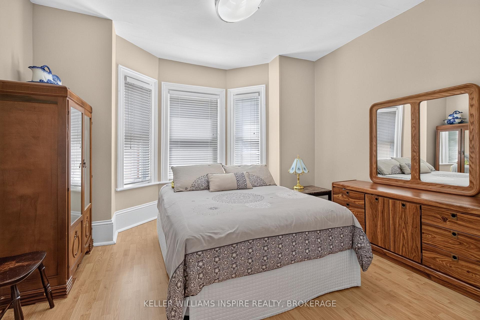 Photo 32 of 244 George Street, Belleville, Belleville Ward — HOMEH