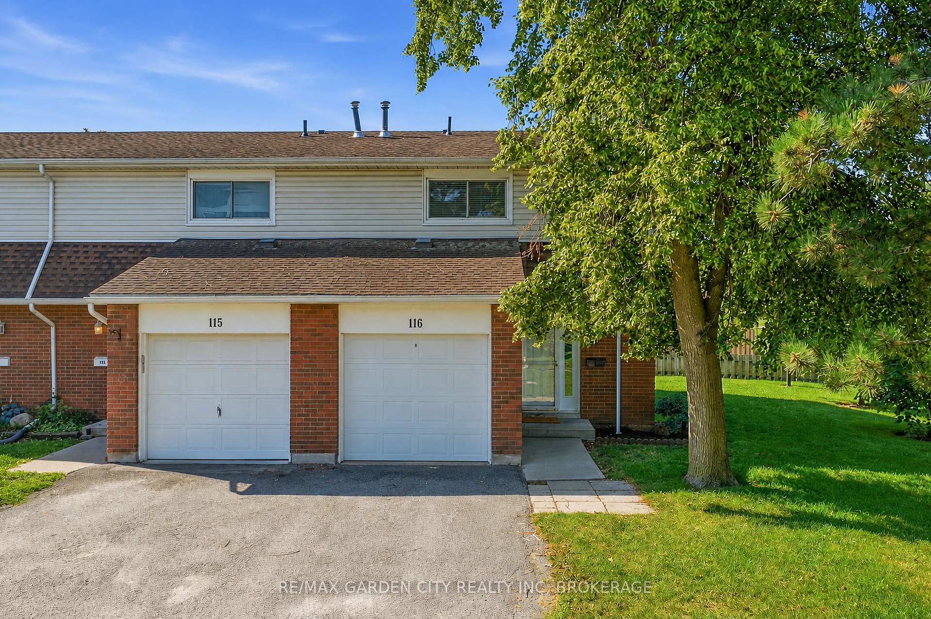 Photo 1 of Unit 116, 286 Cushman Road, St. Catharines, Carlton/Bunting — HOMEH