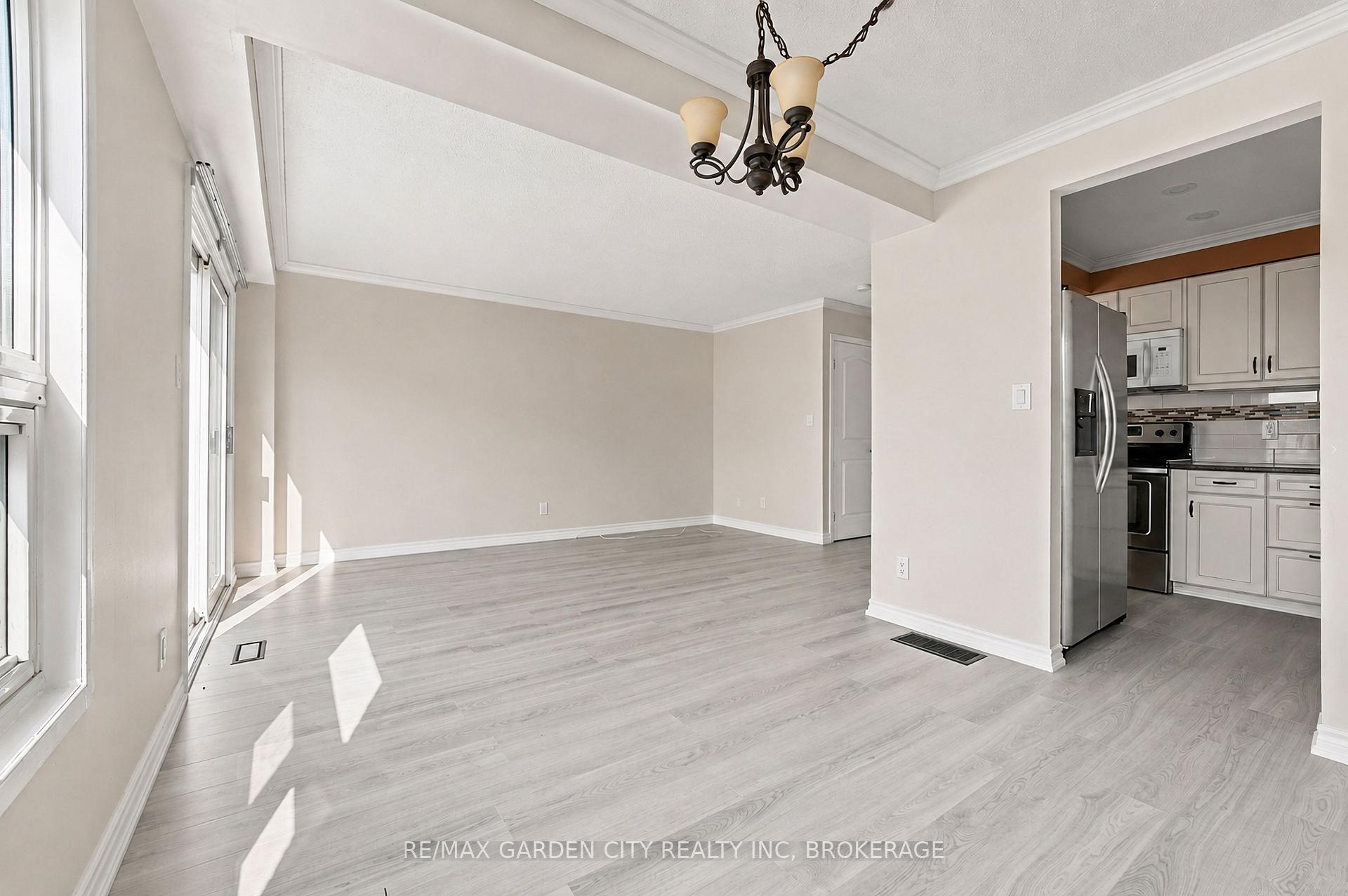 Photo 7 of Unit 116, 286 Cushman Road, St. Catharines, Carlton/Bunting — HOMEH