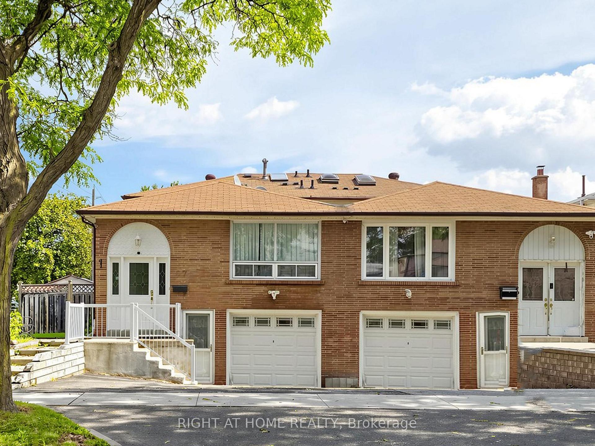Photo 2 of 67 Ladner Drive, North York, Pleasant View — HOMEH