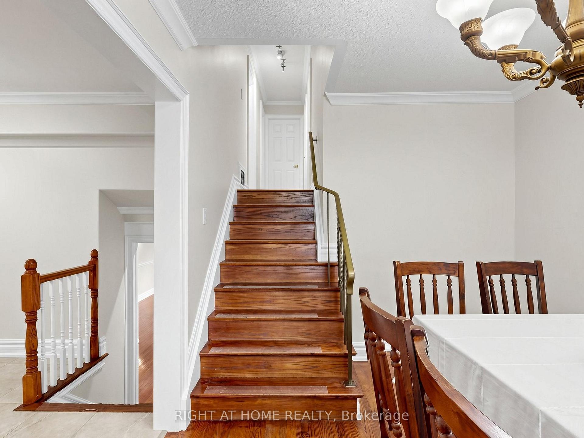 Photo 20 of 67 Ladner Drive, North York, Pleasant View — HOMEH
