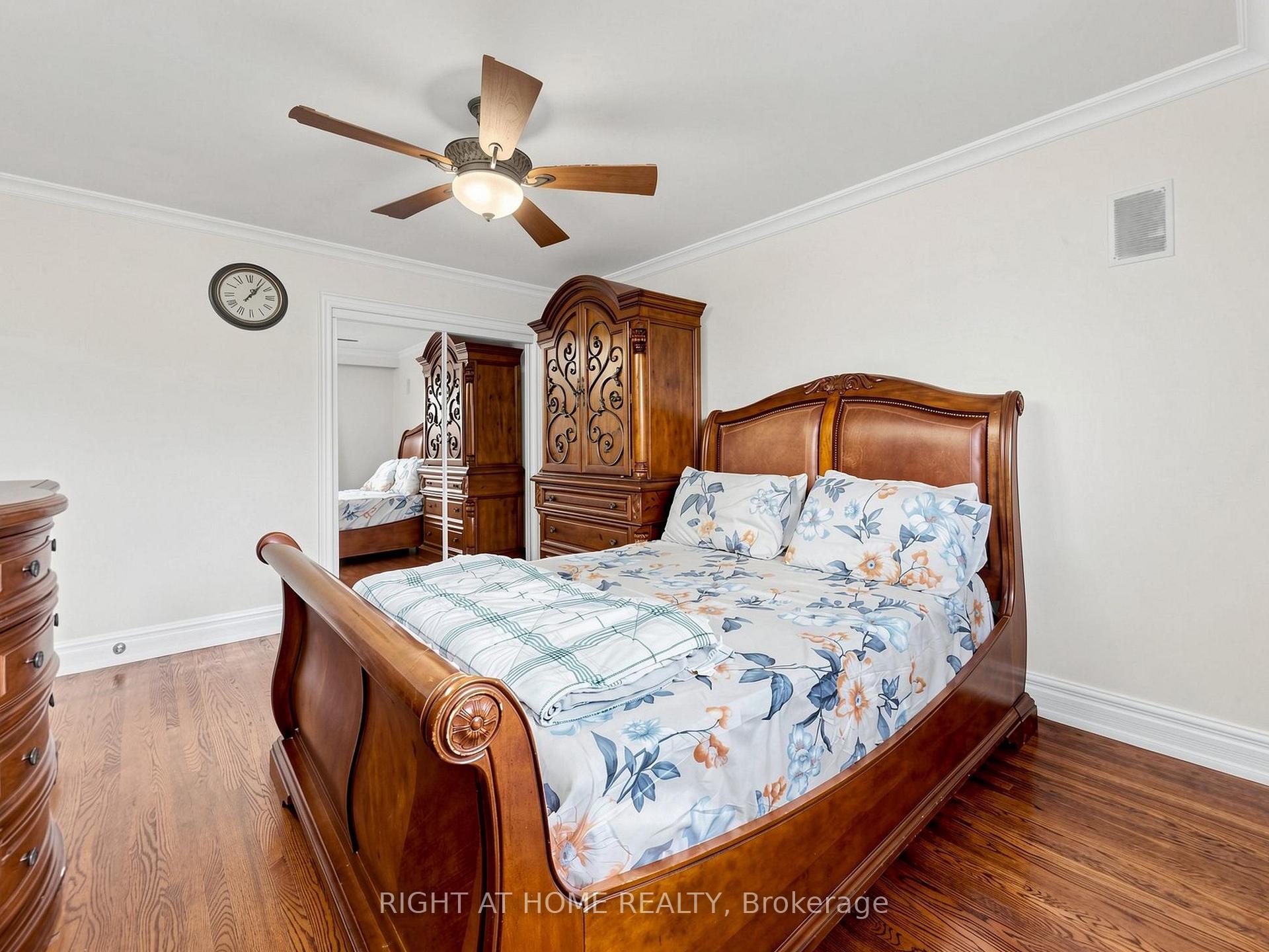 Photo 24 of 67 Ladner Drive, North York, Pleasant View — HOMEH