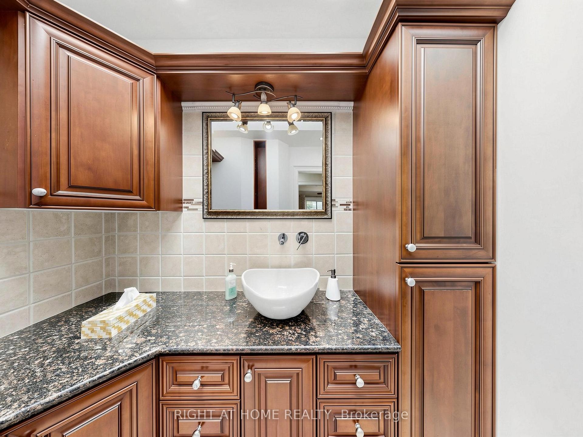Photo 30 of 67 Ladner Drive, North York, Pleasant View — HOMEH