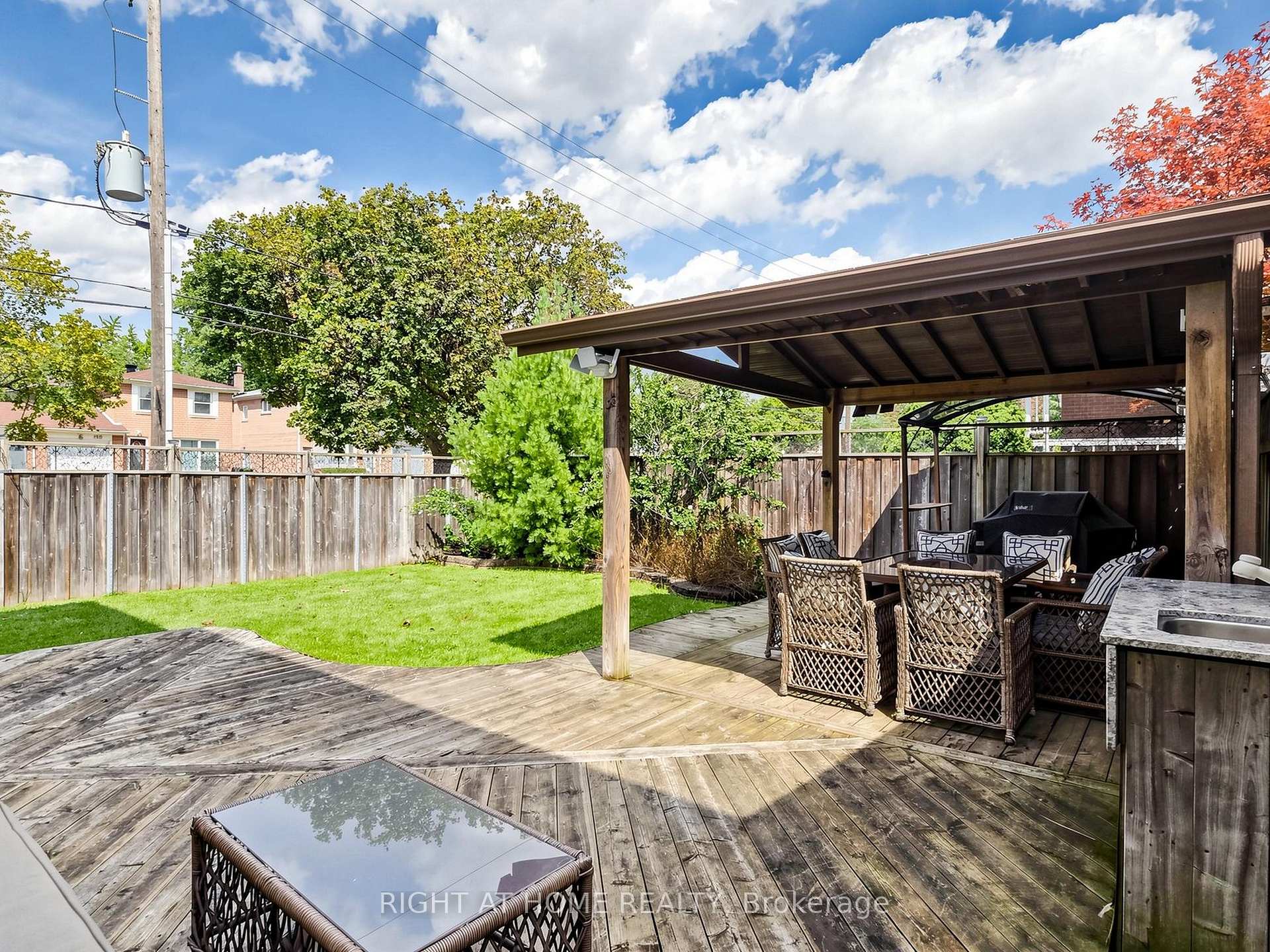 Photo 37 of 67 Ladner Drive, North York, Pleasant View — HOMEH