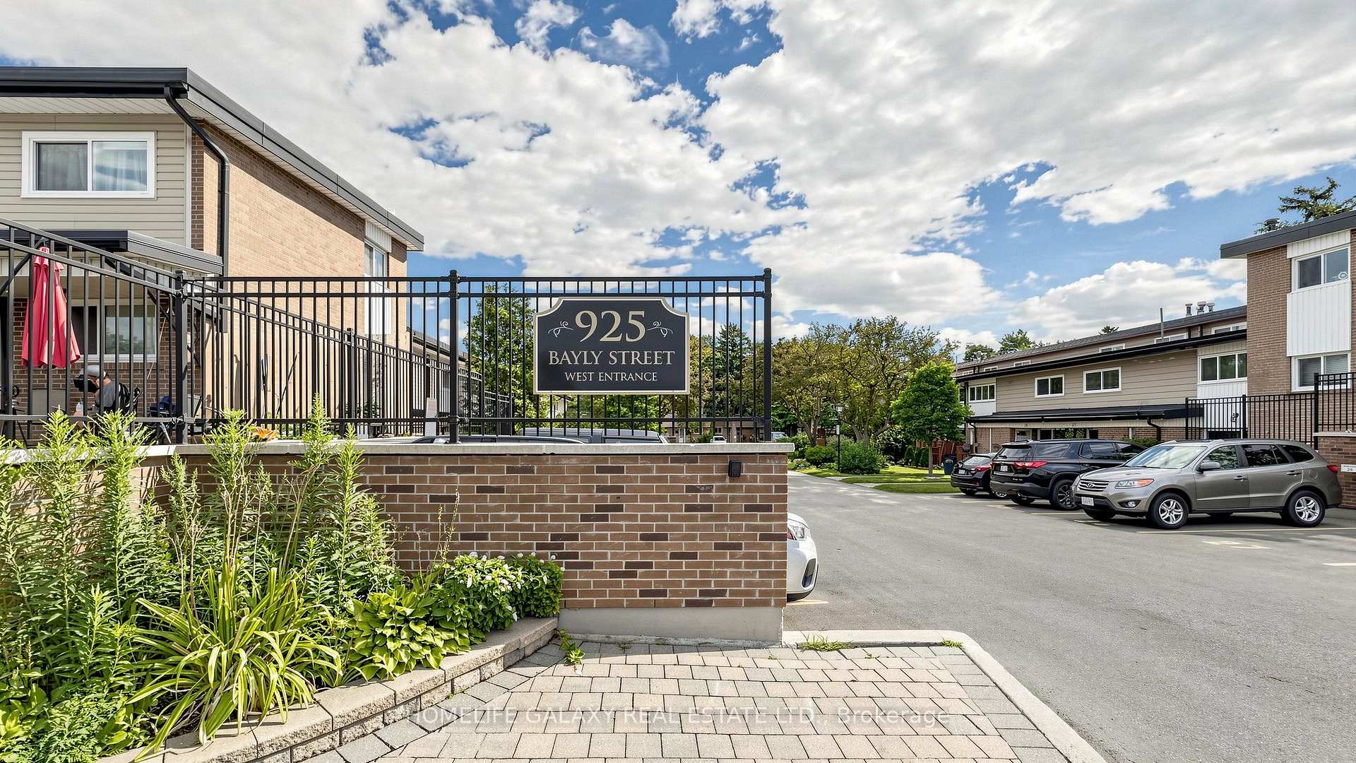 Photo 1 of Unit 16, 925 Bayly Street, Pickering, West Shore — HOMEH