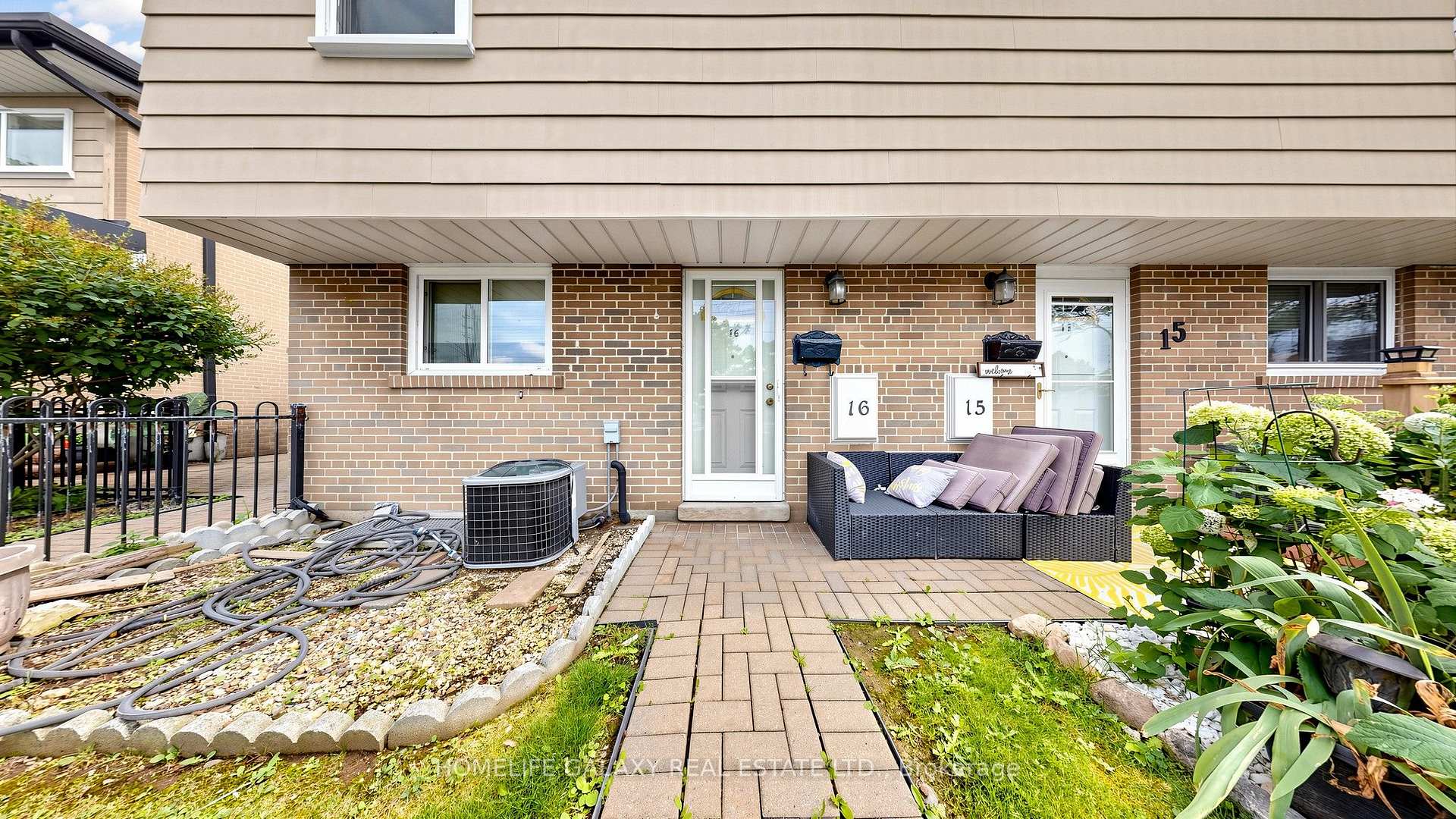 Photo 7 of Unit 16, 925 Bayly Street, Pickering, West Shore — HOMEH