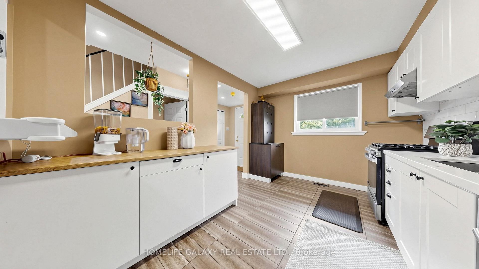 Photo 16 of Unit 16, 925 Bayly Street, Pickering, West Shore — HOMEH