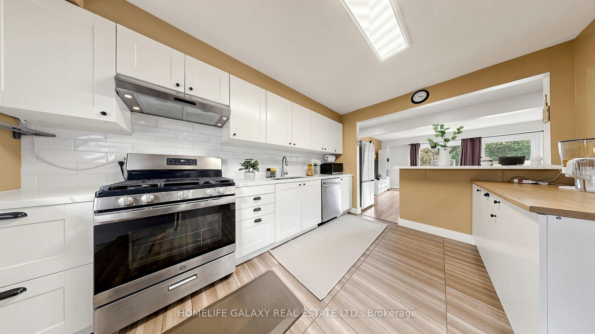 Photo 18 of Unit 16, 925 Bayly Street, Pickering, West Shore — HOMEH