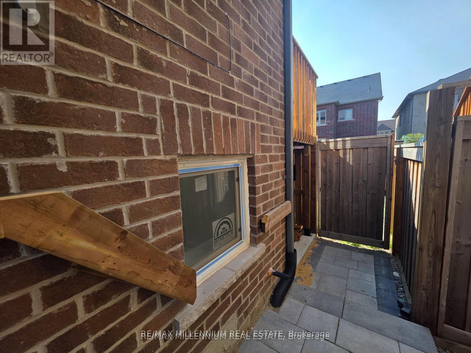 Photo 9 of Unit Lower Level, 253 East's Corners (Basement) Boulevard, Vaughan, Kleinburg — HOMEH