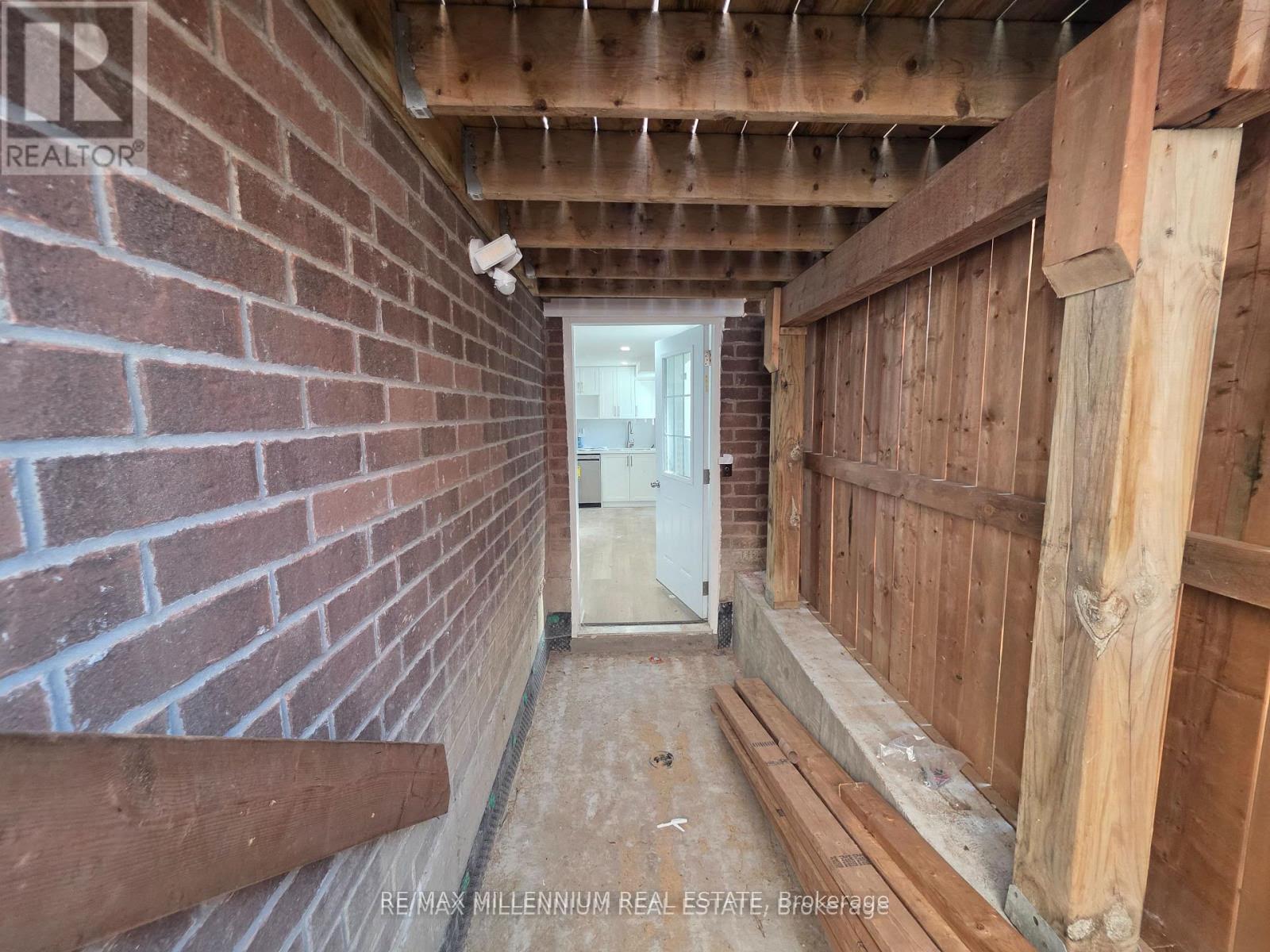 Photo 10 of Unit Lower Level, 253 East's Corners (Basement) Boulevard, Vaughan, Kleinburg — HOMEH