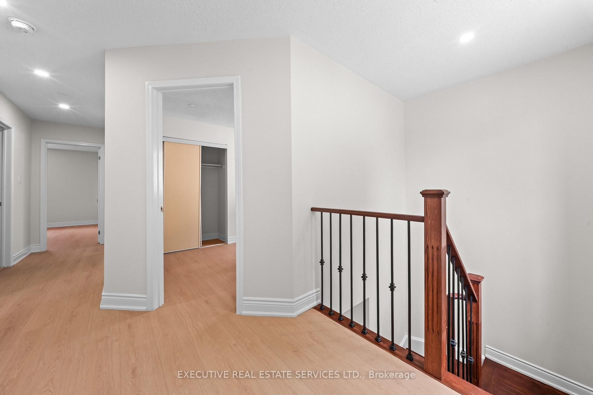 Photo 23 of 8 Spencer Drive, Brampton, Fletcher's Meadow — HOMEH