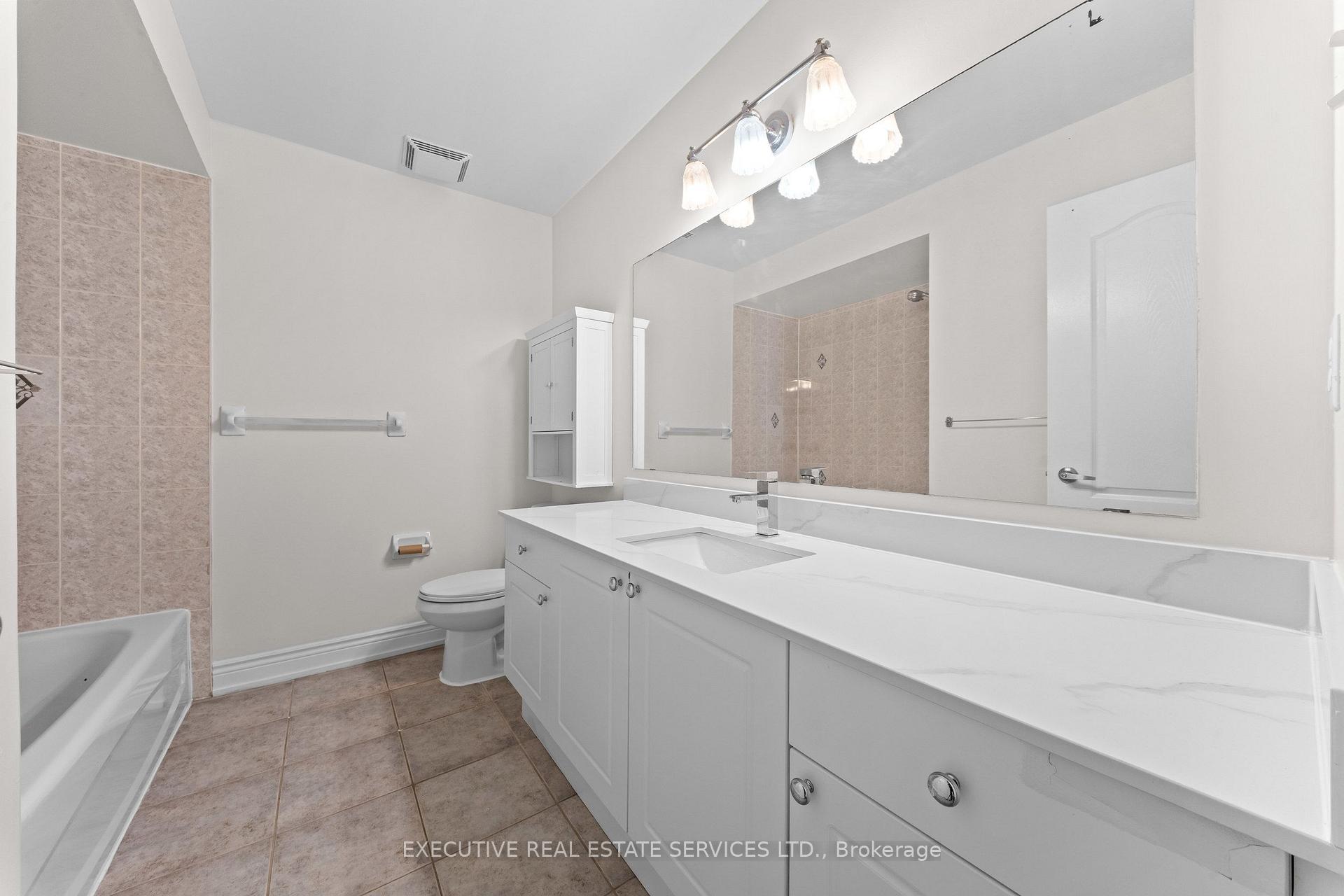 Photo 30 of 8 Spencer Drive, Brampton, Fletcher's Meadow — HOMEH