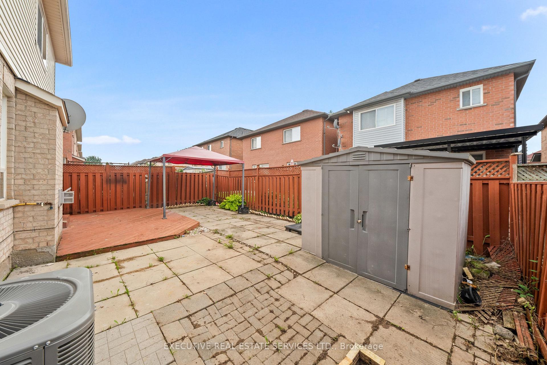 Photo 43 of 8 Spencer Drive, Brampton, Fletcher's Meadow — HOMEH