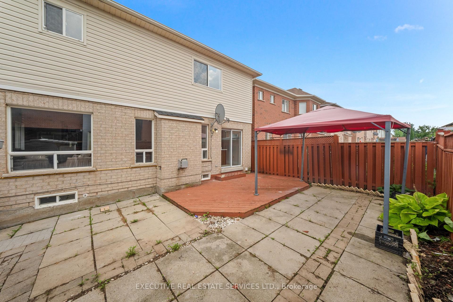 Photo 44 of 8 Spencer Drive, Brampton, Fletcher's Meadow — HOMEH