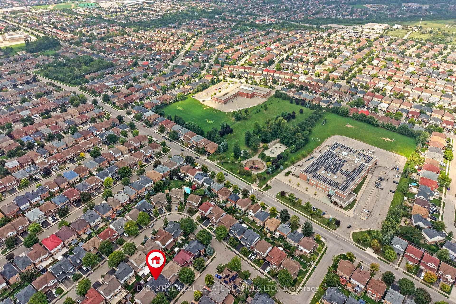 Photo 48 of 8 Spencer Drive, Brampton, Fletcher's Meadow — HOMEH