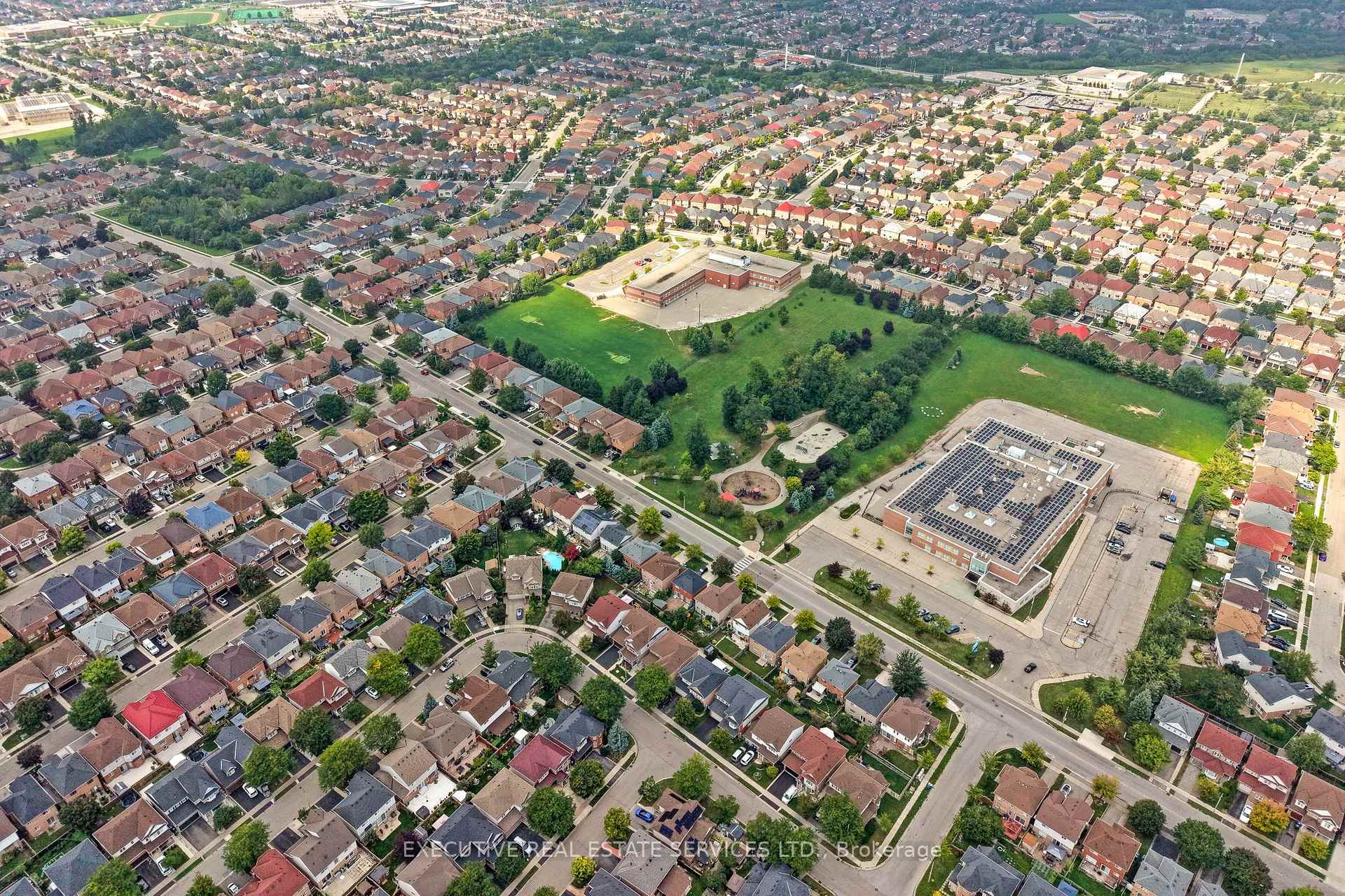 Photo 49 of 8 Spencer Drive, Brampton, Fletcher's Meadow — HOMEH