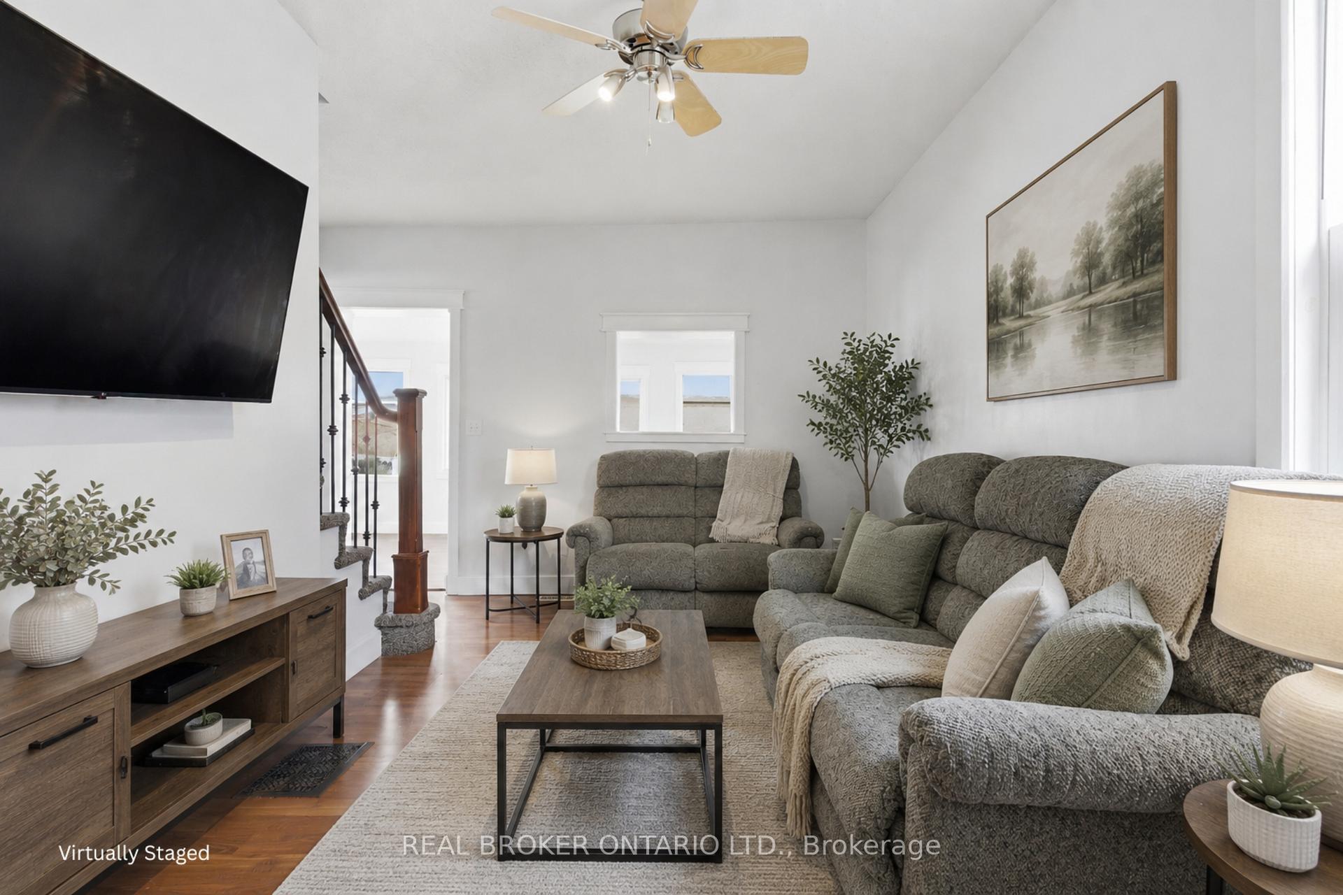 Photo 6 of 368 Wellington Avenue S, North Perth, Listowel — HOMEH