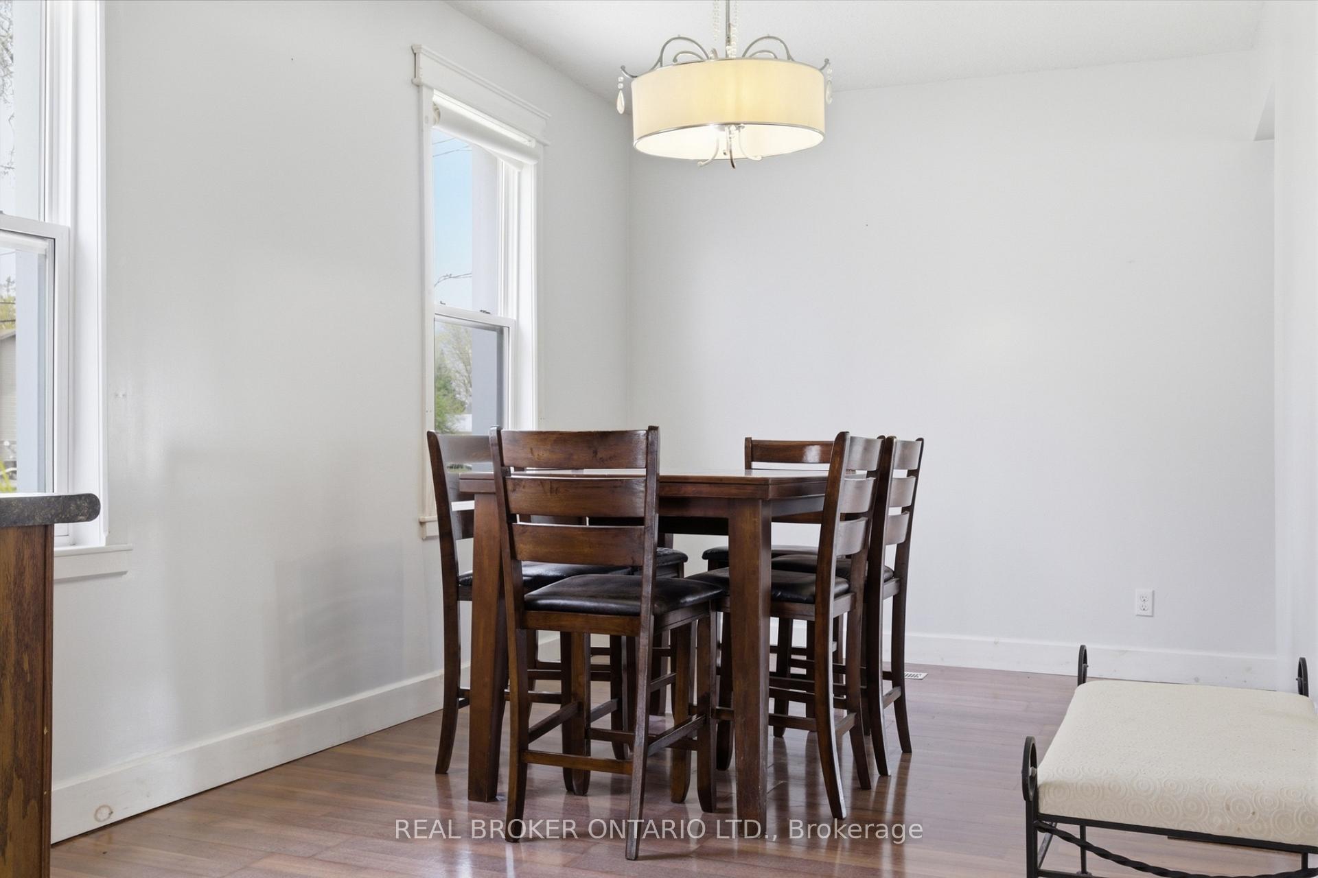 Photo 11 of 368 Wellington Avenue S, North Perth, Listowel — HOMEH