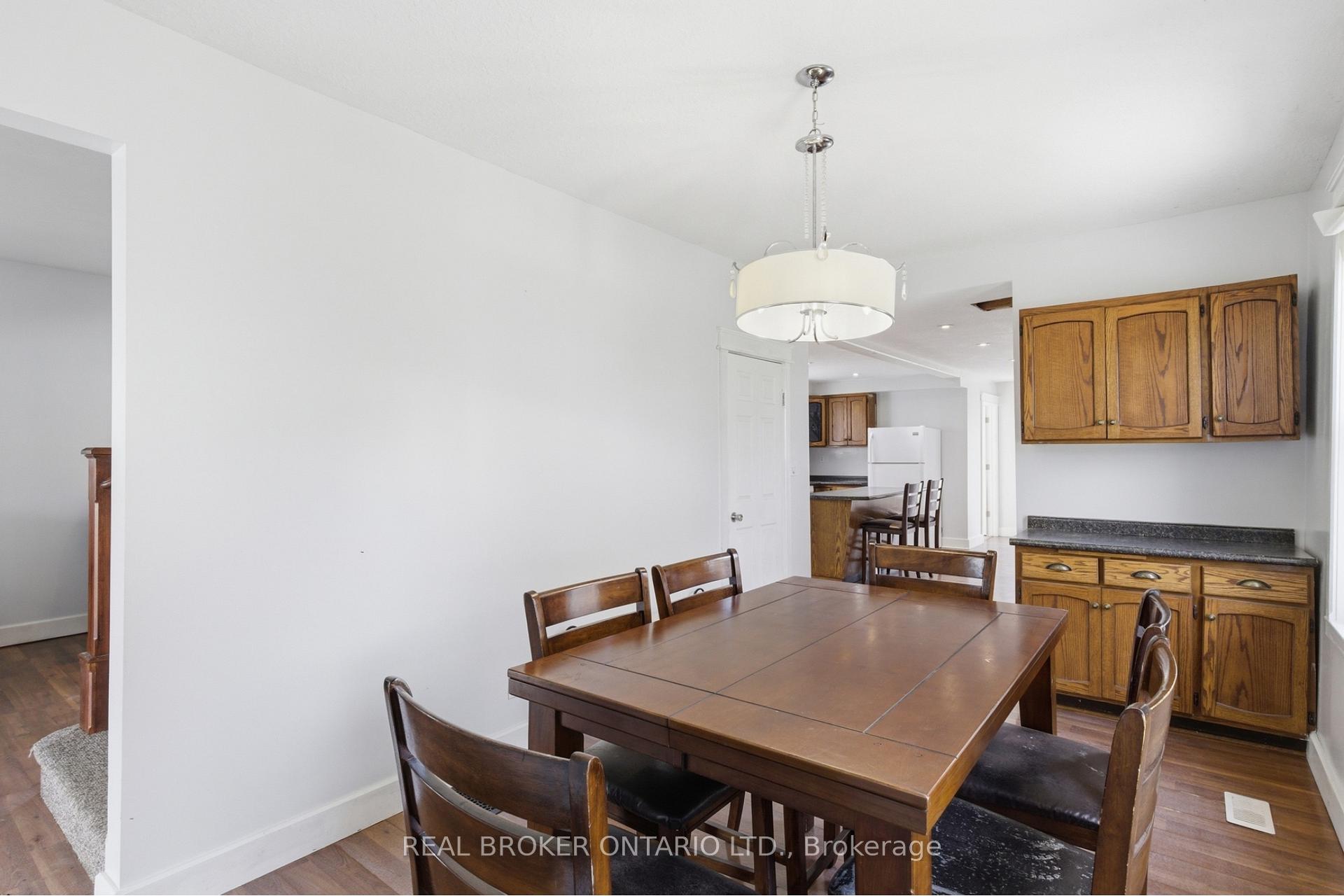 Photo 12 of 368 Wellington Avenue S, North Perth, Listowel — HOMEH