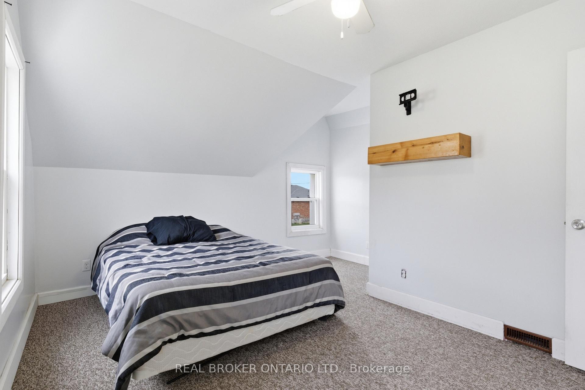 Photo 17 of 368 Wellington Avenue S, North Perth, Listowel — HOMEH