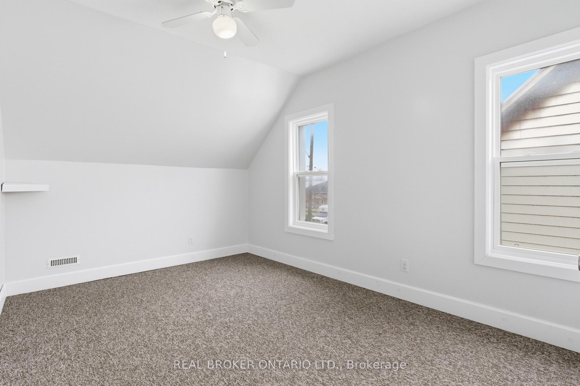 Photo 21 of 368 Wellington Avenue S, North Perth, Listowel — HOMEH