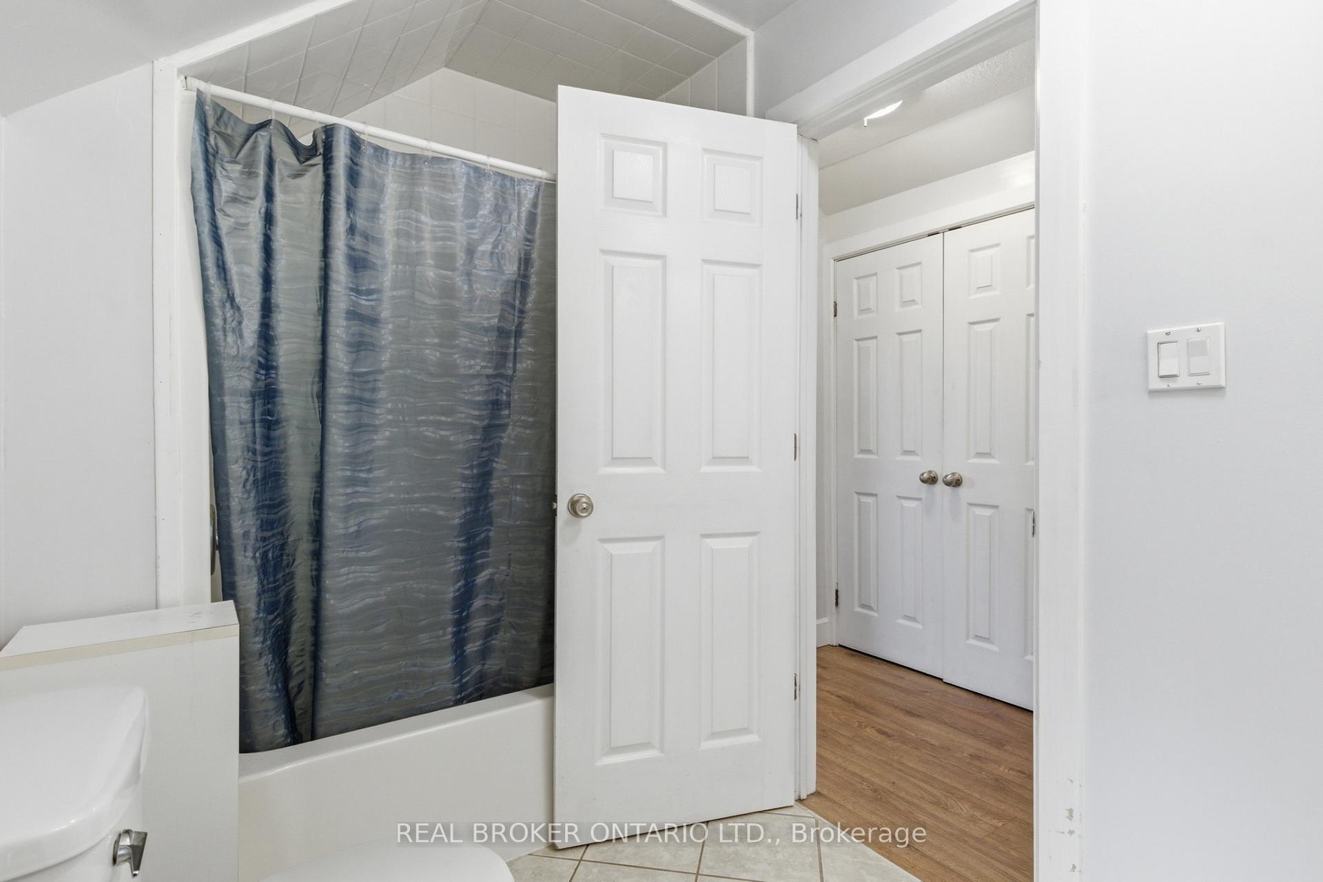 Photo 24 of 368 Wellington Avenue S, North Perth, Listowel — HOMEH