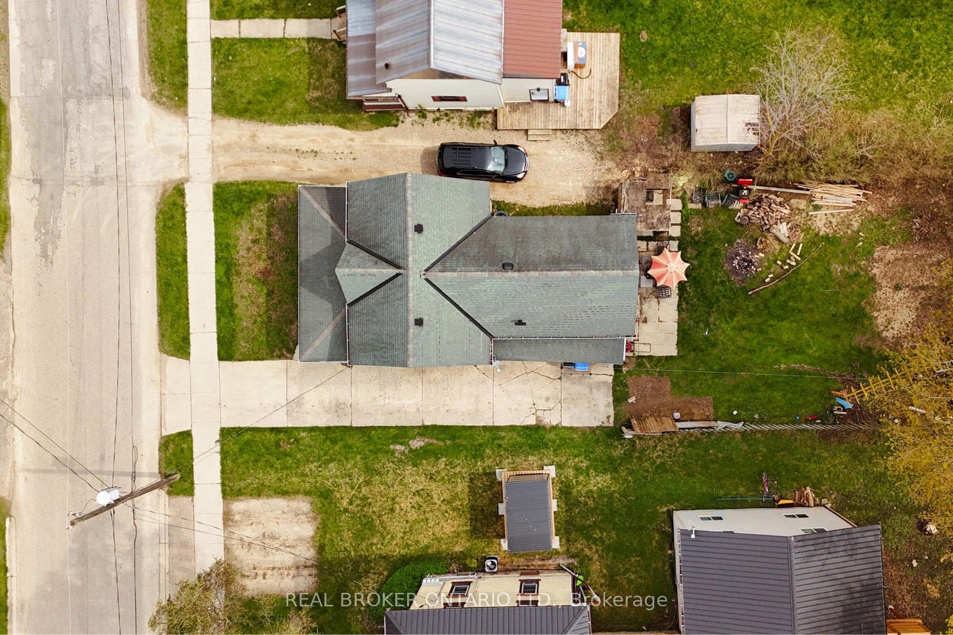Photo 34 of 368 Wellington Avenue S, North Perth, Listowel — HOMEH