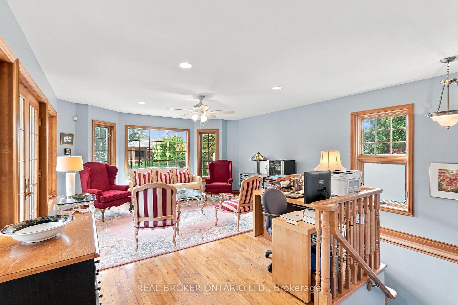 Photo 27 of 1079 Garden Lane, Hamilton, Rural Flamborough — HOMEH