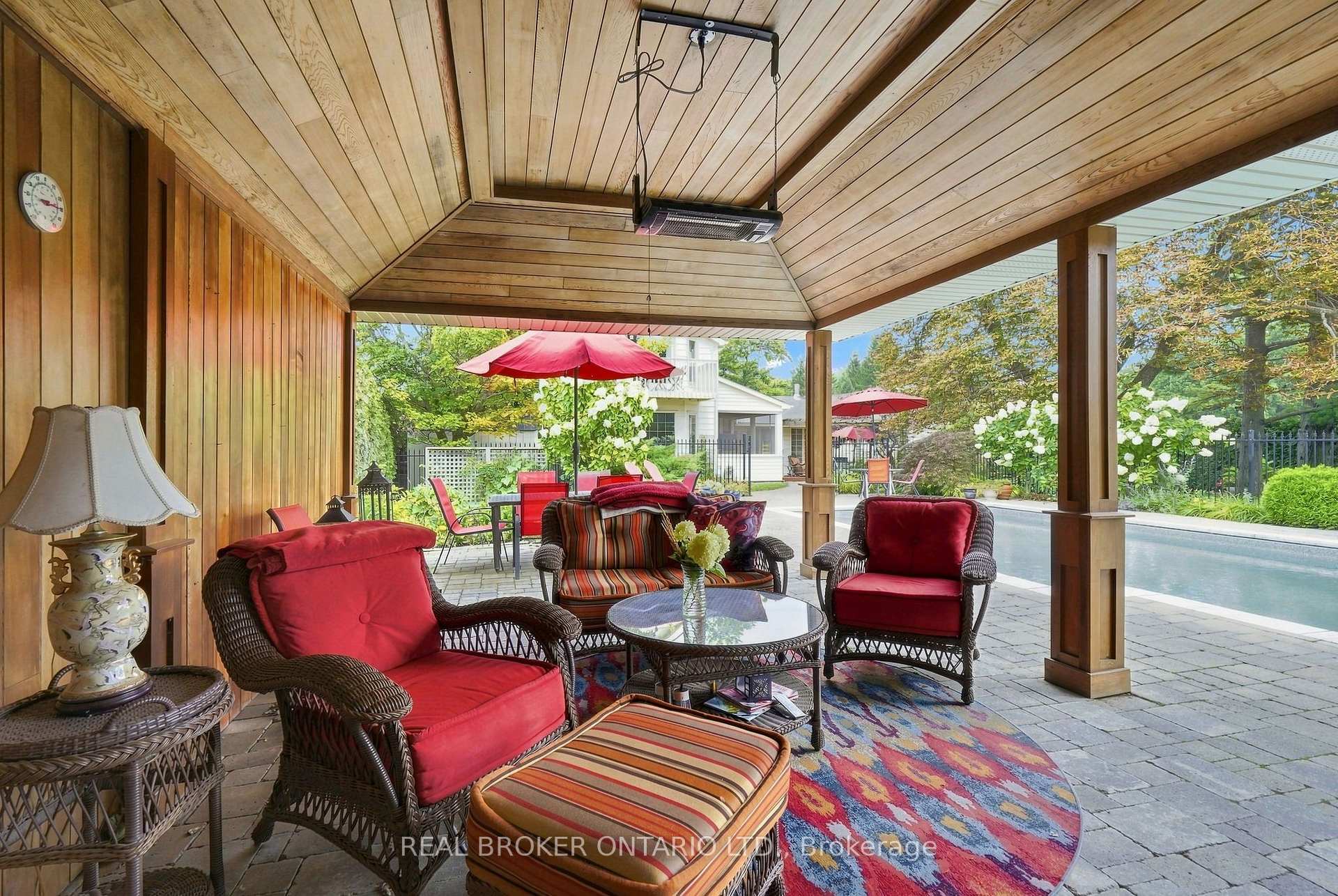 Photo 8 of 1079 Garden Lane, Hamilton, Rural Flamborough — HOMEH