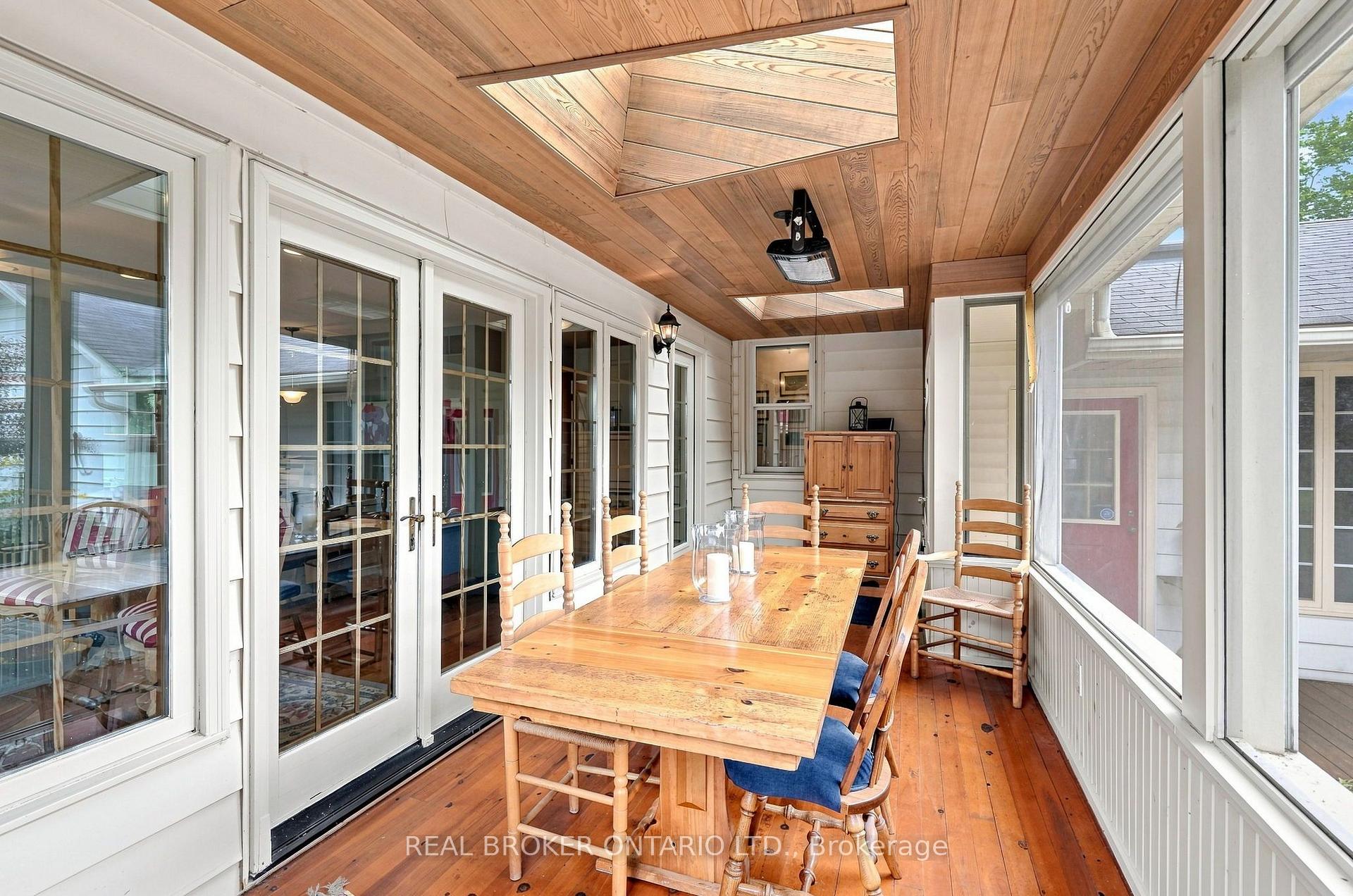 Photo 33 of 1079 Garden Lane, Hamilton, Rural Flamborough — HOMEH