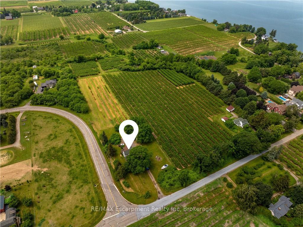 Photo 3 of 4864 Mountainview Road N, Lincoln, Beamsville — HOMEH
