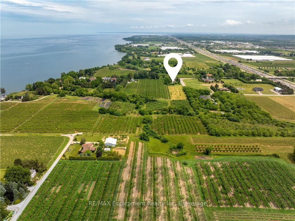 Photo 10 of 4864 Mountainview Road N, Lincoln, Beamsville — HOMEH