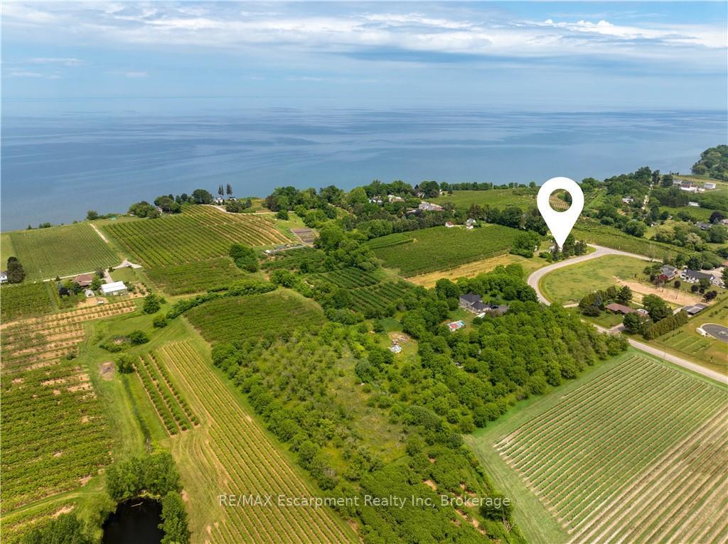 Photo 12 of 4864 Mountainview Road N, Lincoln, Beamsville — HOMEH