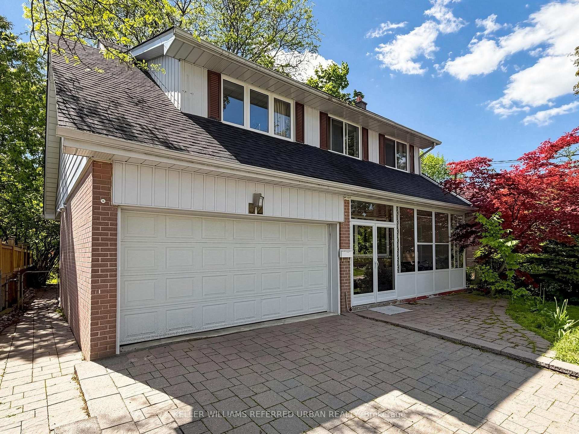 Photo 5 of 32 Wycliffe Crescent, North York, Bayview Village — HOMEH