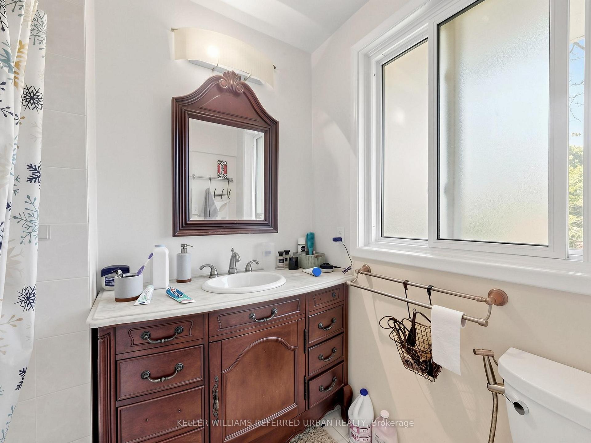 Photo 43 of 32 Wycliffe Crescent, North York, Bayview Village — HOMEH