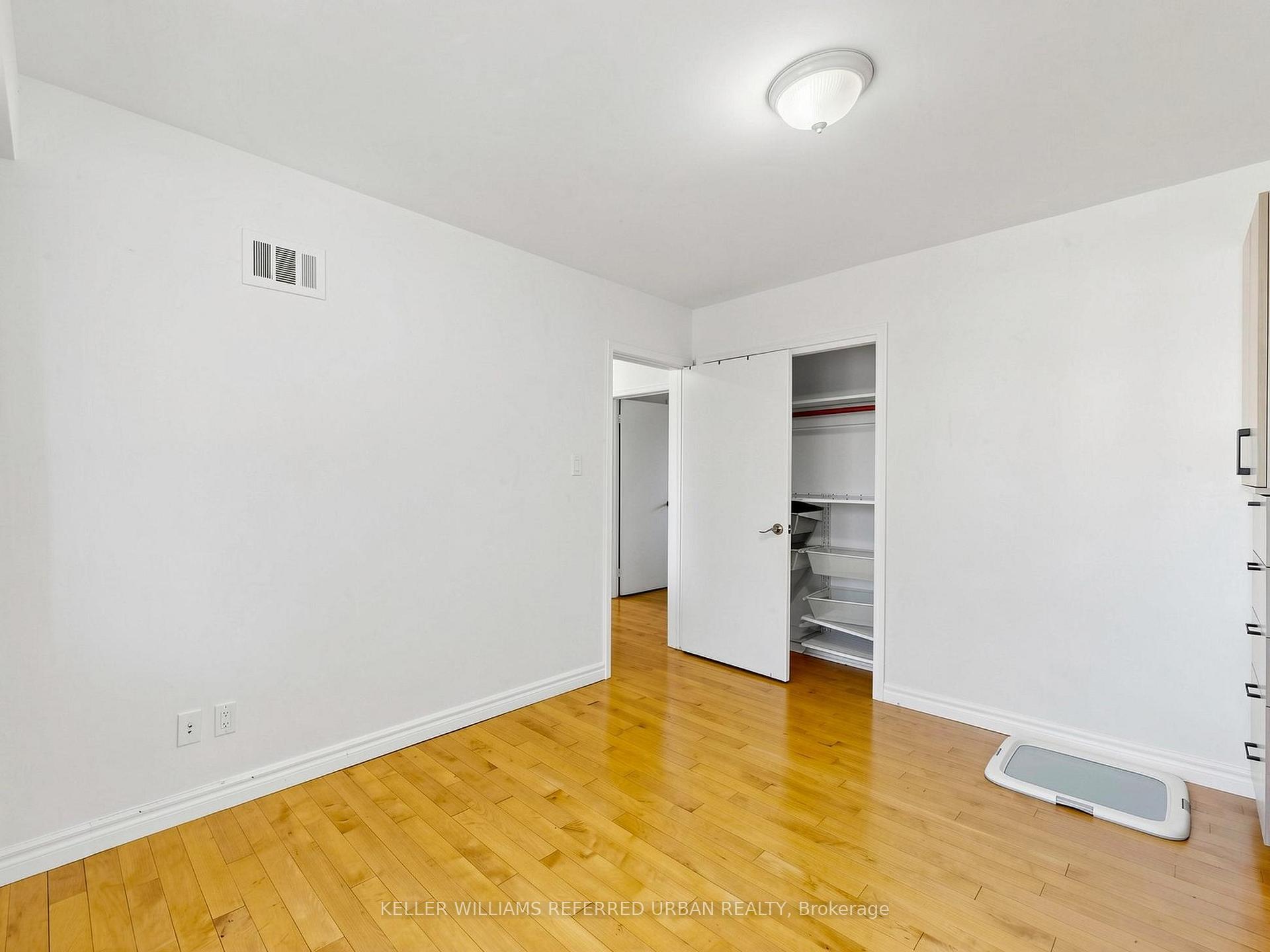 Photo 51 of 32 Wycliffe Crescent, North York, Bayview Village — HOMEH